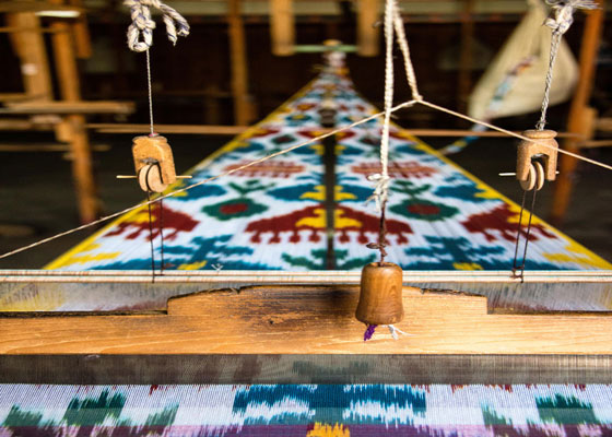 Uzbek ikat weaving